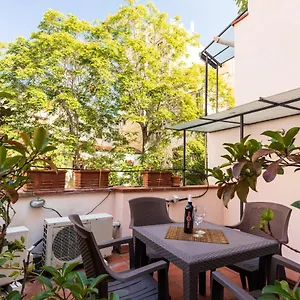 La Casetta Al Massimo By Domusicily Appartement